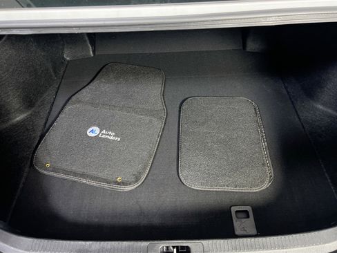 Used 2018 Toyota Camry XSE image 25