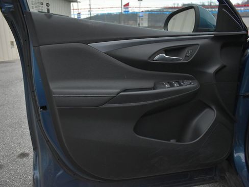 Used 2024 Buick Envista Preferred w/ Convenience I Package image 9