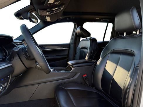 Used 2024 Jeep Grand Cherokee Limited 4xe image 9