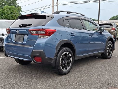 Used 2023 Subaru Crosstrek 2.0i Premium AWD/4WD image 6