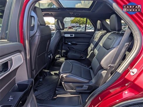 Used 2024 Ford Explorer ST w/ Equipment Group 401A image 9