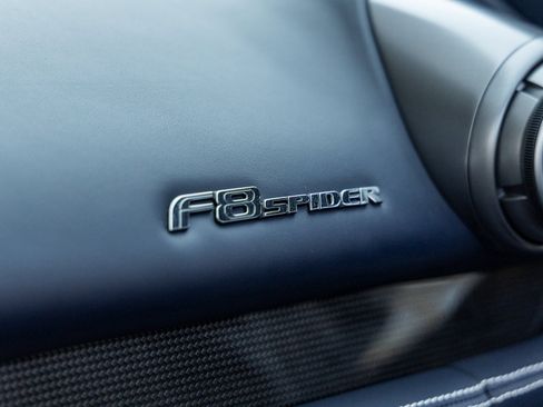 Used 2022 Ferrari F8 Tributo image 42