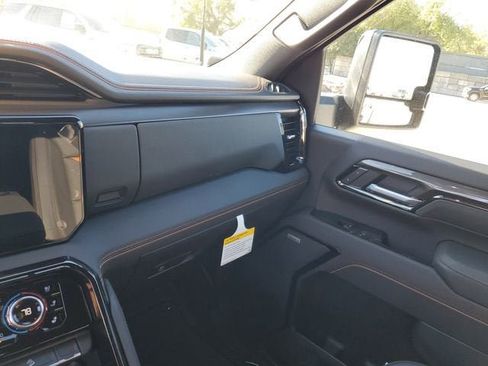 New 2026 GMC Sierra 3500 AT4 w/ AT4 Premium Plus Package image 27