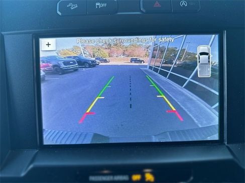 Used 2019 Ford F150 Lariat image 18