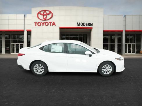 New 2026 Toyota Camry LE image 25