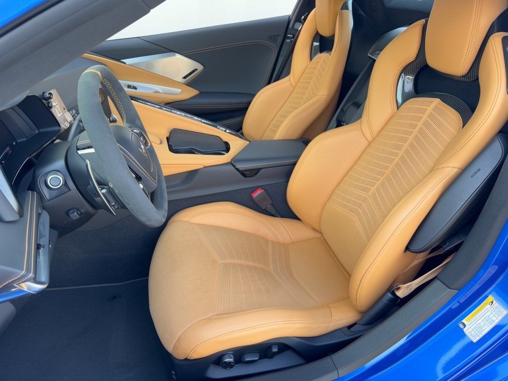 Certified 2023 Chevrolet Corvette Stingray Premium Conv w/ Z51 Performance Package RWD image 5