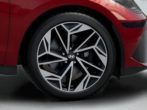 New 2025 Hyundai Ioniq 6 SEL image 8