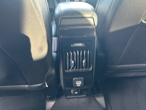 Used 2024 Jeep Compass Limited AWD/4WD image 29