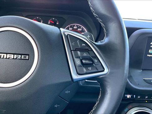 Used 2018 Chevrolet Camaro LT image 21