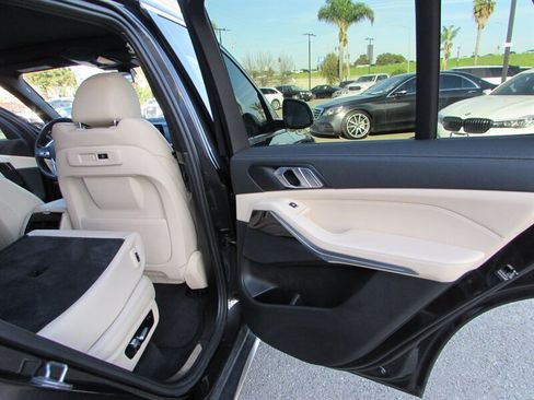Used 2020 BMW X5 xDrive40i w/ Premium Package image 35