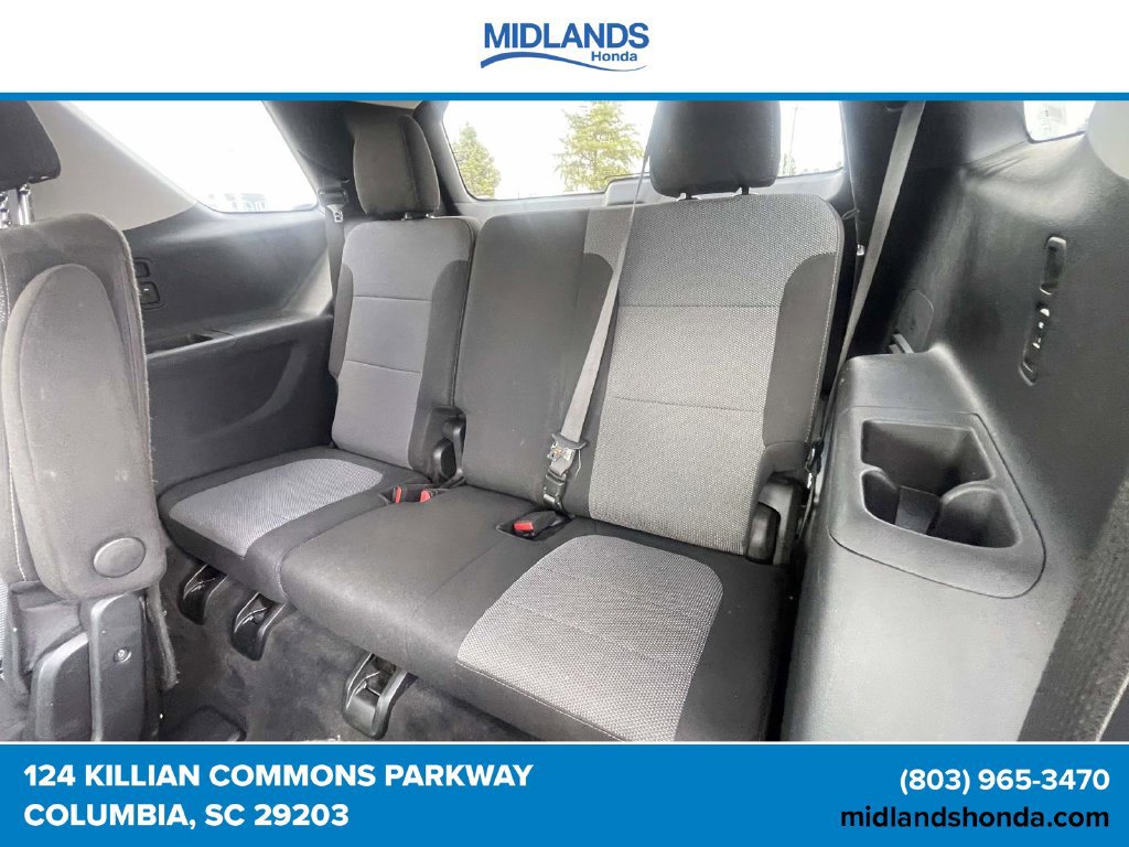 Used 2020 Chevrolet Traverse LT FWD image 11