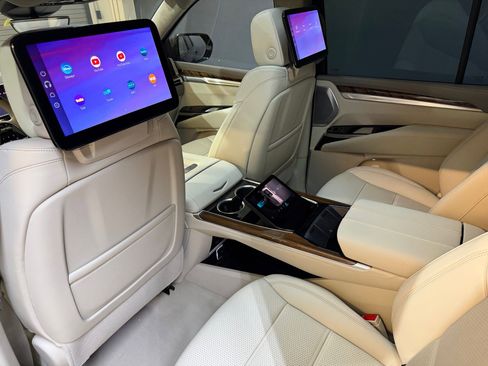 New 2026 Cadillac Escalade Platinum Sport AWD/4WD image 49