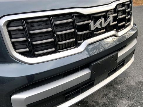Used 2023 Kia Telluride S FWD image 33