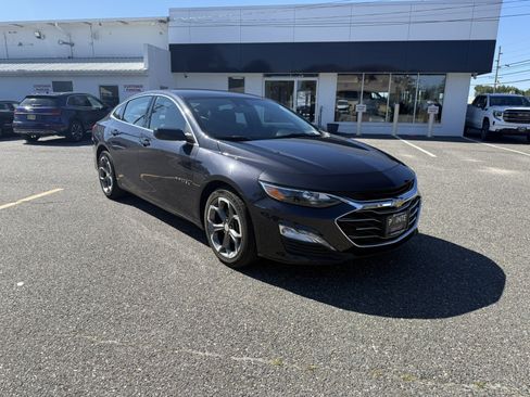 Used 2023 Chevrolet Malibu LT FWD image 1