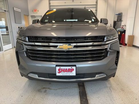 Used 2021 Chevrolet Tahoe LT w/ LT Signature Package image 4