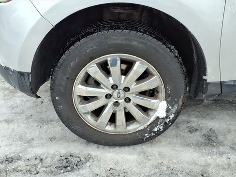 Used 2010 Ford Edge Limited image 9