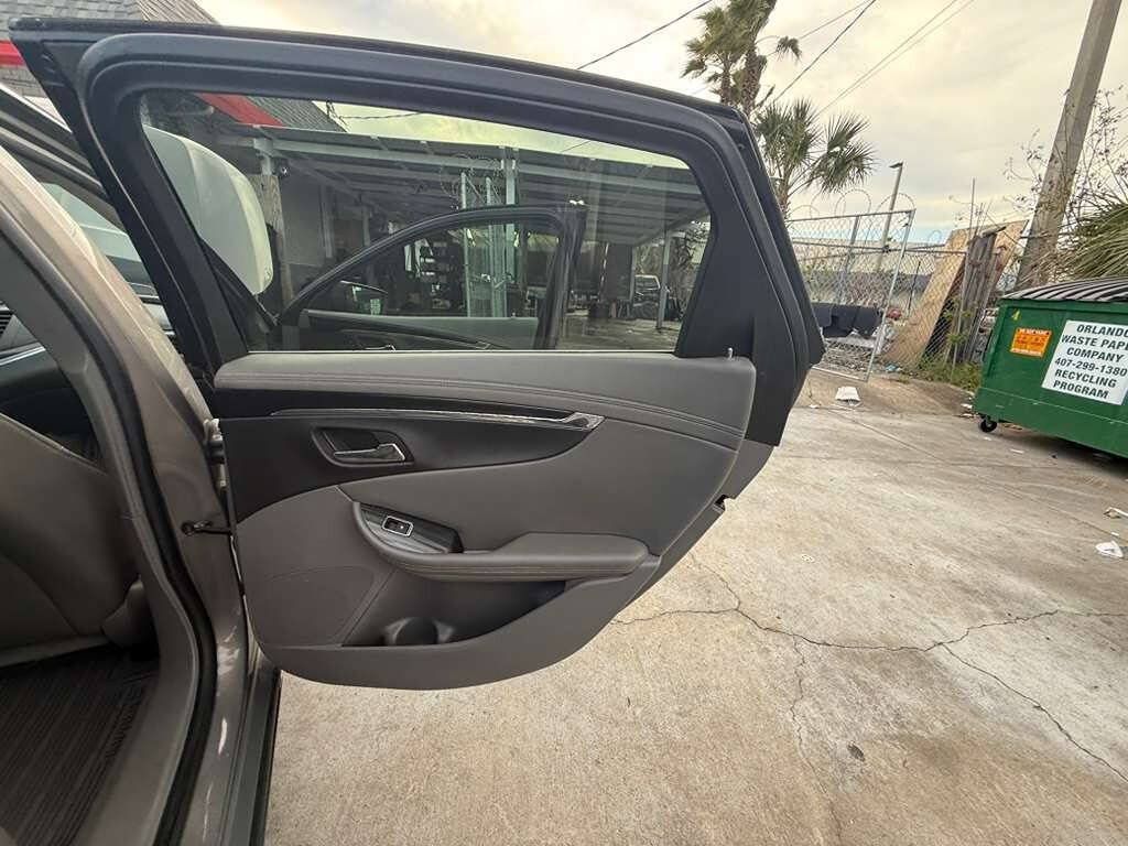 Used 2019 Chevrolet Impala LT w/ Sunroof and Spoiler Package FWD image 10