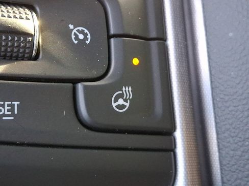 Certified 2025 GMC Sierra 2500 SLT w/ SLT Convenience Package image 29