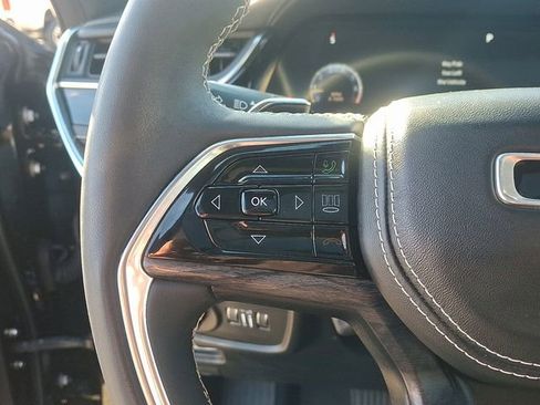 Used 2023 Jeep Grand Cherokee L Overland AWD/4WD image 24