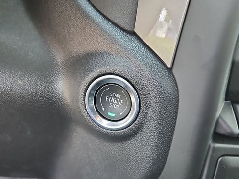 New 2026 Chevrolet Silverado 1500 W/T w/ WT Value Package image 18