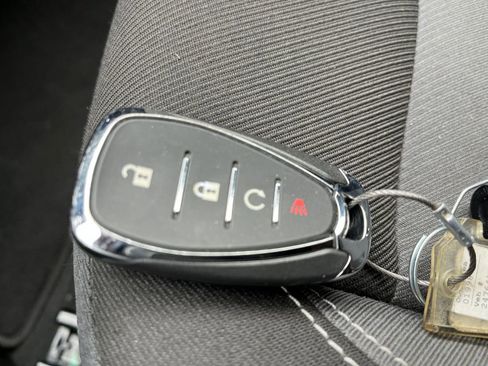 Used 2025 Chevrolet Blazer LT image 25