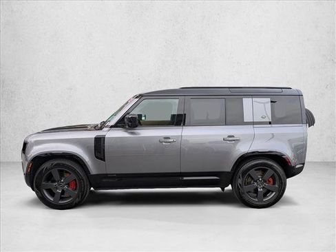 Used 2023 Land Rover Defender 110 X image 9