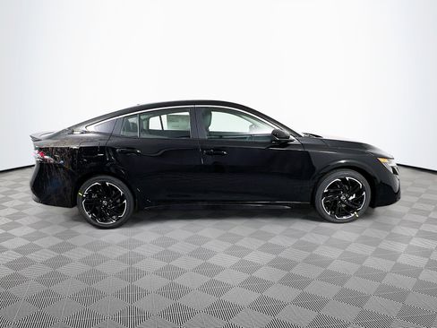 New 2026 Nissan Sentra SR FWD image 32