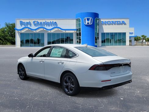 New 2025 Honda Accord EX-L image 4