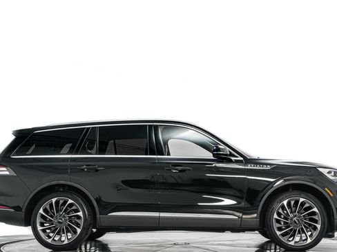 Used 2021 Lincoln Aviator Reserve w/ Equipment Group 202A AWD/4WD image 44