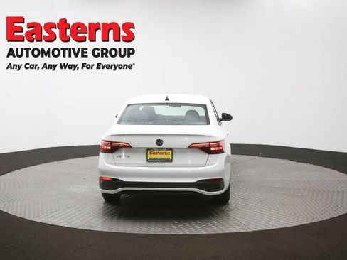 Used 2024 Volkswagen Jetta Sport FWD image 39
