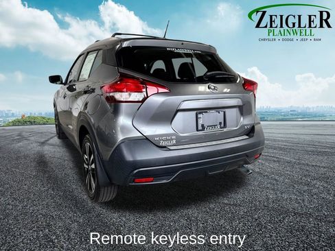 Used 2019 Nissan Kicks SV w/ Exterior Package FWD image 4