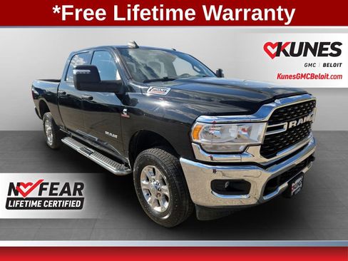 Used 2024 RAM 2500 Big Horn AWD/4WD image 1