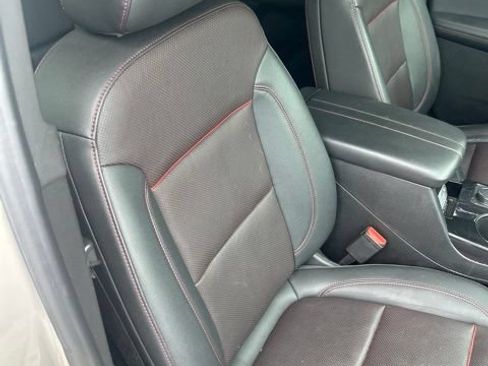 Used 2021 Chevrolet Blazer RS w/ Enhanced Convenience Package FWD image 23