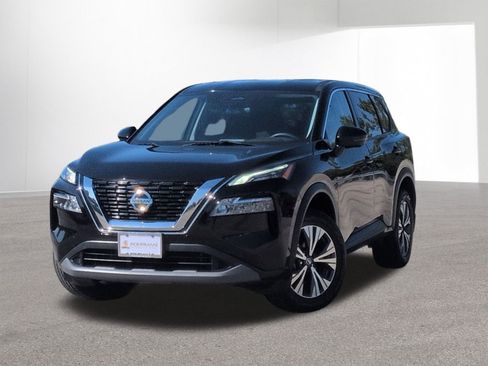 Certified 2021 Nissan Rogue SV image 1