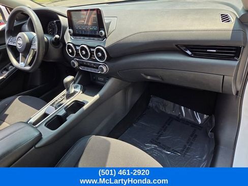 Used 2024 Nissan Sentra SV FWD image 16