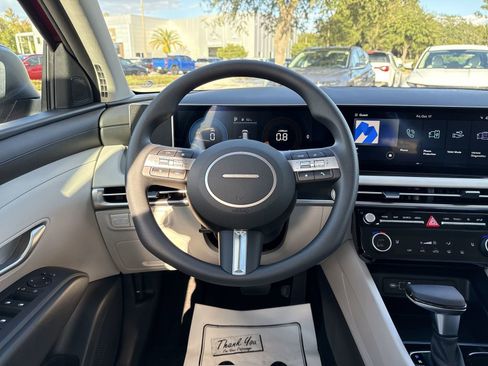 New 2026 Hyundai Tucson SEL image 12