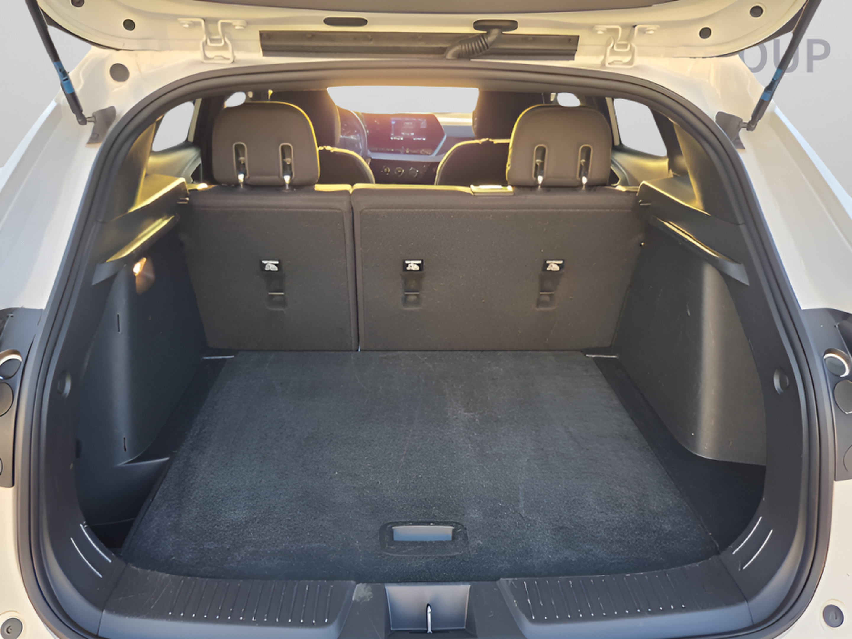 Certified 2024 Chevrolet Trax RS FWD image 14