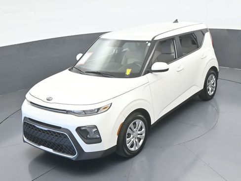 Used 2021 Kia Soul LX image 40