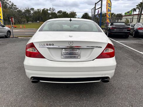 Used 2006 Mercedes-Benz CLS 500 image 6