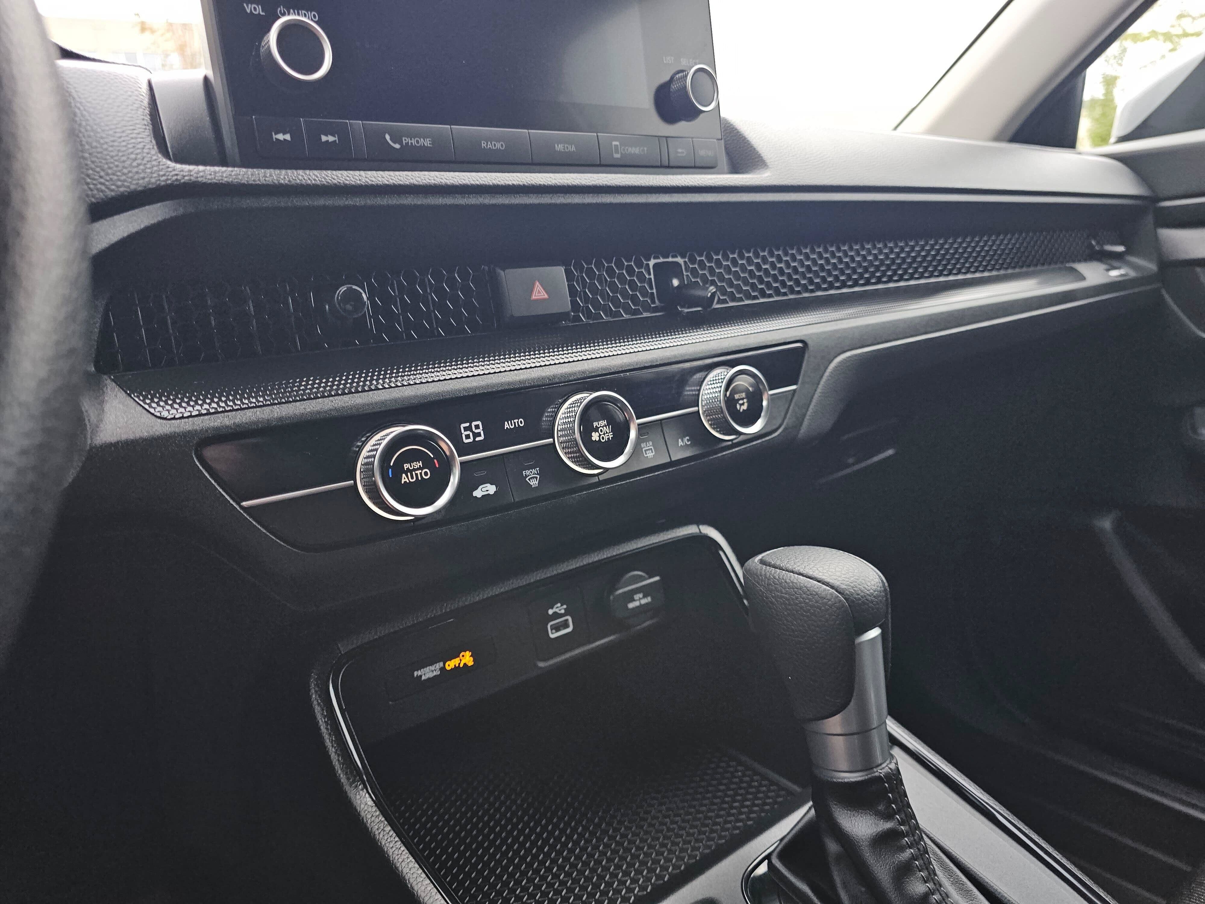 Certified 2025 Honda CR-V LX image 28