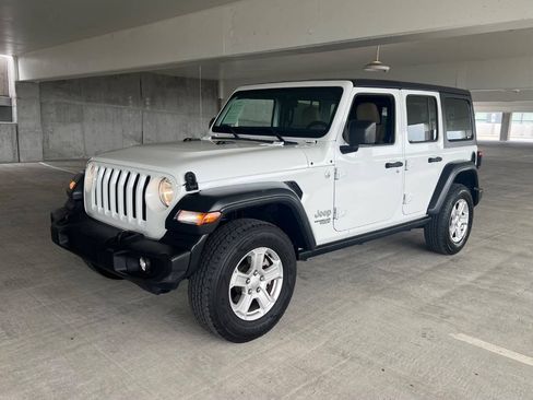 Used 2018 Jeep Wrangler Unlimited Sport S AWD/4WD image 10