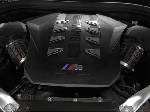 Used 2026 BMW X5 M60i w/ Climate Comfort Package AWD/4WD image 17