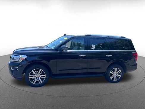 Used 2024 Ford Expedition Limited RWD image 9
