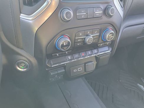 Used 2023 Chevrolet Silverado 2500 LT AWD/4WD image 19