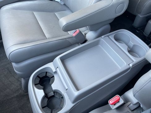 Used 2014 Honda Odyssey Touring image 44