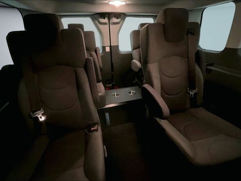 Used 2020 Ford Transit 350 XLT image 25