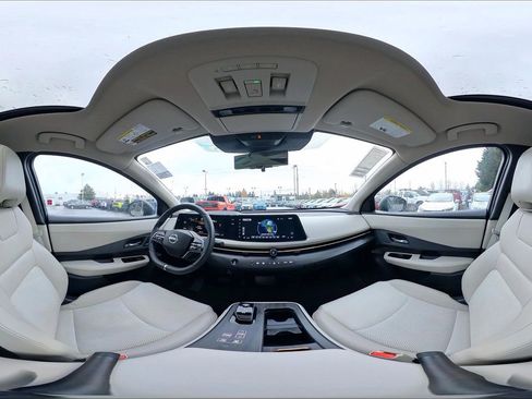 Used 2024 Nissan Ariya EVOLVE+ image 35