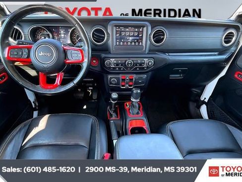 Used 2020 Jeep Gladiator Overland w/ Cold Weather Group image 13