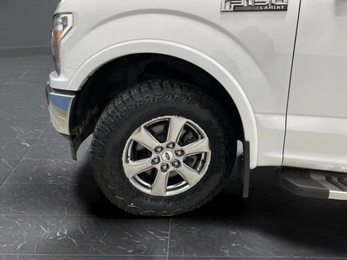 Used 2018 Ford F150 Lariat image 37