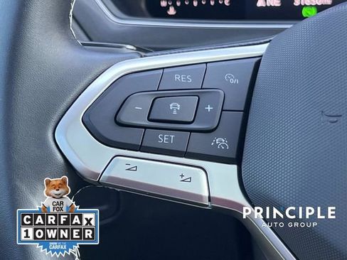 Certified 2023 Volkswagen Tiguan SE w/ Panoramic Sunroof Package image 19